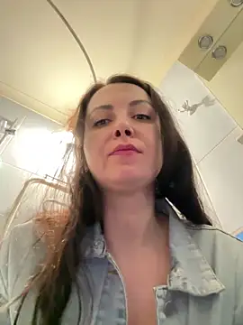 Chatroom en direct de space_stacy
