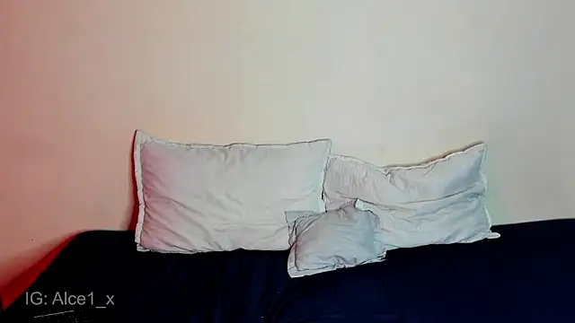 Živá chatovací místnost Alice_fox__-