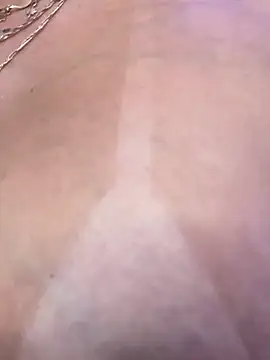 Amber_Martins_ Live Chatraum