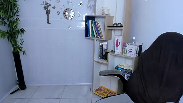 bbw_charlote élő chatszobája