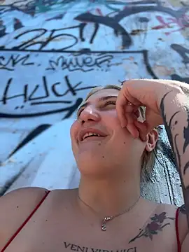 Živá chatovací místnost JessiMur