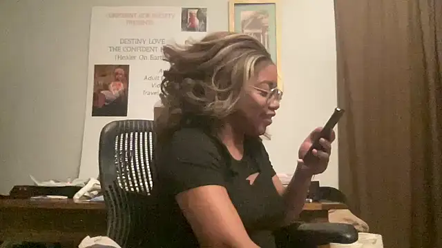 Sala de chat ao vivo de GoddessDestinyLove