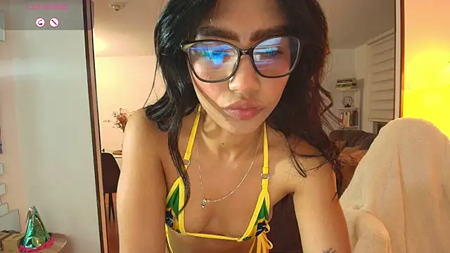 samy_jonnes_ Adlı Modelin Canlı Sohbet Odası