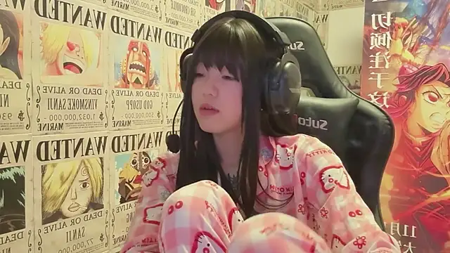 SNAKEgirlQAQ লাইভ চ্যাট রুম