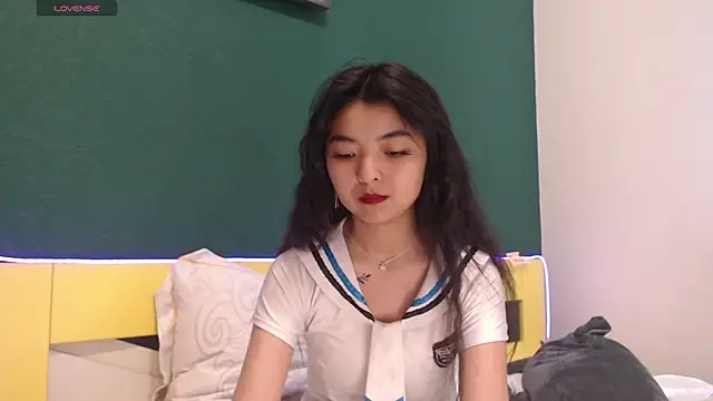 Онлайн чат Shy_Kira