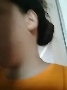 vulgovic_ Adlı Modelin Canlı Sohbet Odası