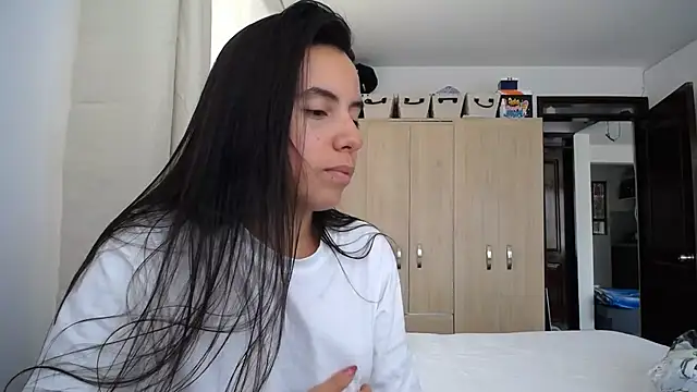 Mariam_Gomezxxxのライブチャットルーム