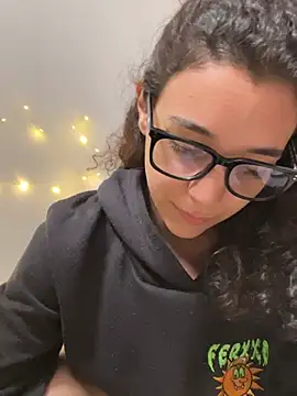 Živá chatovací místnost persephone___
