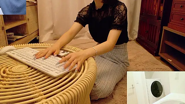 Kakushi_dori Cameră chat live
