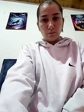 Iris_love18 Cameră chat live