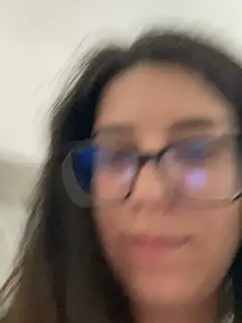 Sala de chat ao vivo de NadiraNoor