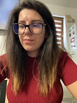 NadiraNoor Live chatroom