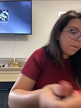 חדר צ'אט בשידור חי של NadiraNoor