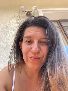 Chatroom en direct de NadiraNoor