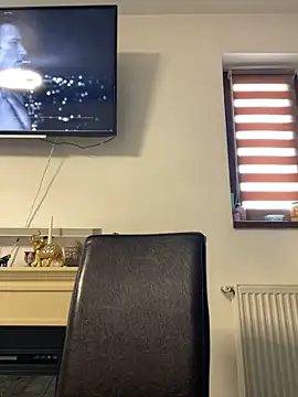 NadiraNoor Live Chatraum