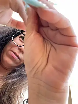 Chat ao vivo de NadiraNoor