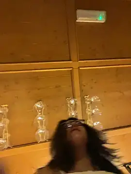 Chat ao vivo de NadiraNoor