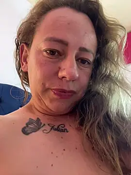 Chanel_87xxx's Live Chat Room