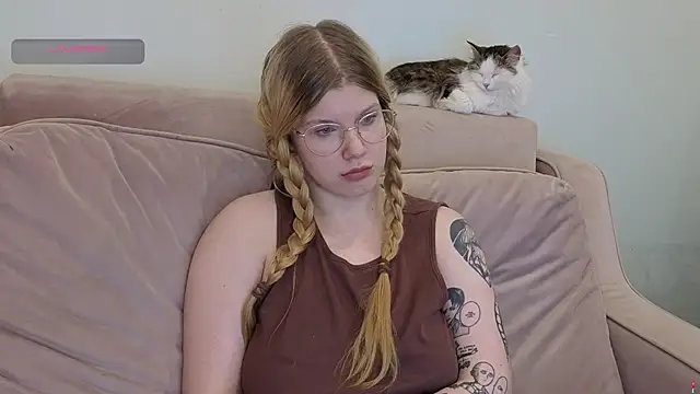 Chat soba uživo modela gertanord