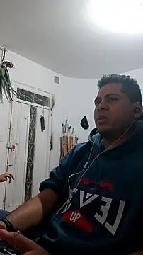 Yenoxxx's Live Chat Room