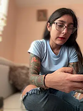PamelaFtMia – live chatrum