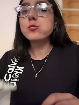 PamelaFtMia Live Chatrum