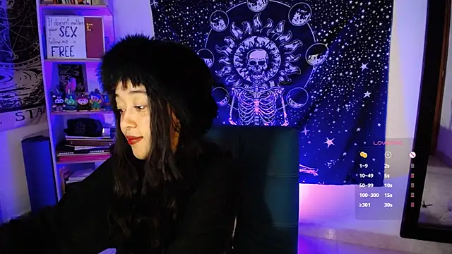 ela_0 Live chatroom