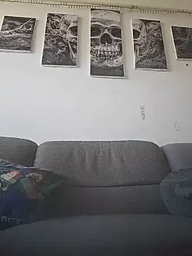 Laura_Ati Adlı Modelin Canlı Sohbet Odası