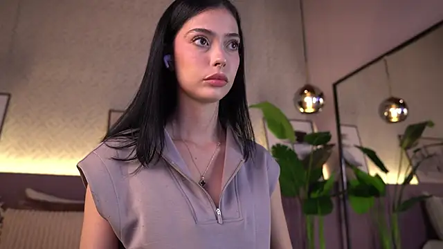 ElleDiane чат на живо