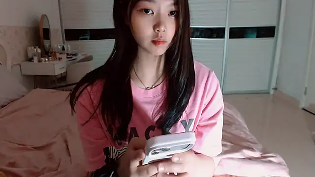 חדר צ'אט בשידור חי של Miu1_girl