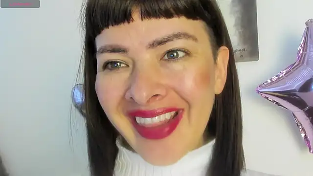 Chat soba uživo modela queen_fetish