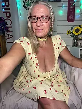 TrenaAnne Live Chatraum