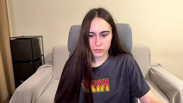 غرفة دردشة AliceKolltt المباشرة