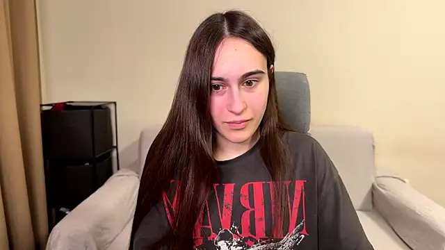 AliceKolltt чат на живо