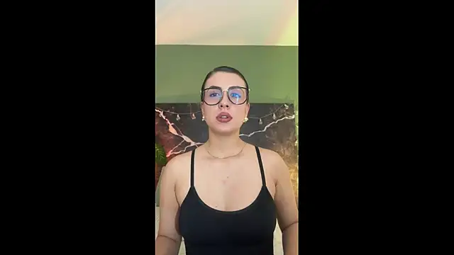 Sala de chat en directo de EmaSaenz