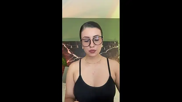 EmaSaenz Live Chatraum