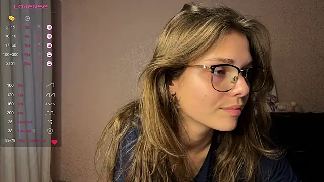 غرفة دردشة HumbleJess المباشرة