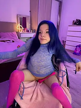 MiniSophiaa's Live Sex Cam Show