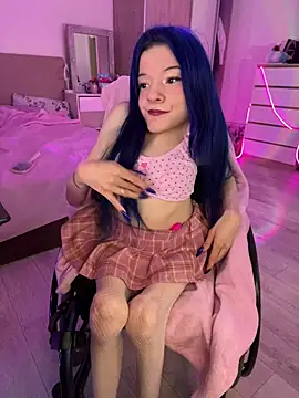 MiniSophiaa – Naživo chatovacia miestnosť