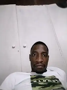 Hornymaster111 Live chatroom