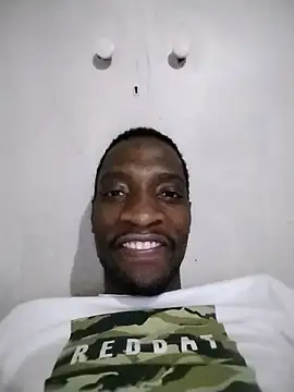 Hornymaster111's Live Chat Room