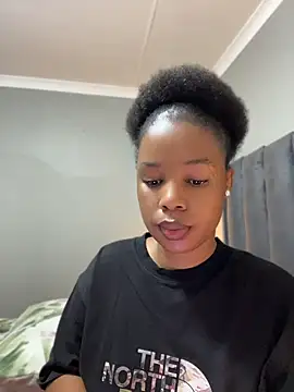 Recura Live chatroom