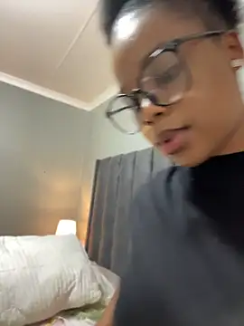 Recura 실시간 채팅방