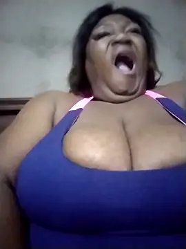 MATUREBUSSTY – live chatrum