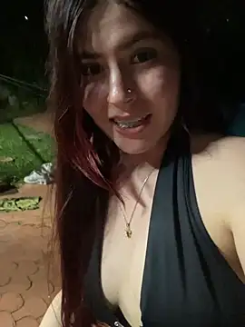 Hotnightsexxx Adlı Modelin Canlı Sohbet Odası