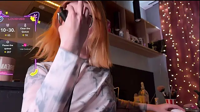 ilona_wine's Live Sex Cam Show