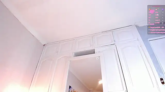 Živá chatovací místnost paulinasaeEnz