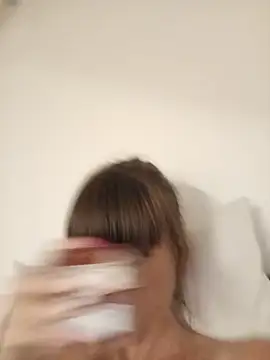 Cristina02のライブチャットルーム