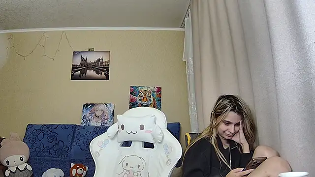 Dirty_kiss69's Live Chat Room