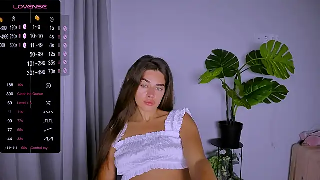 Marta--jess' Live Chat Room
